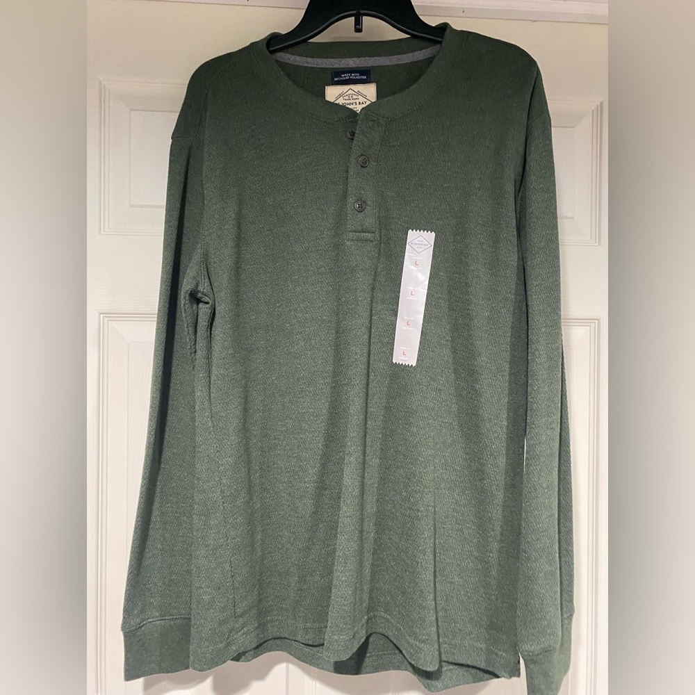 Sweater material long sleeve shirt